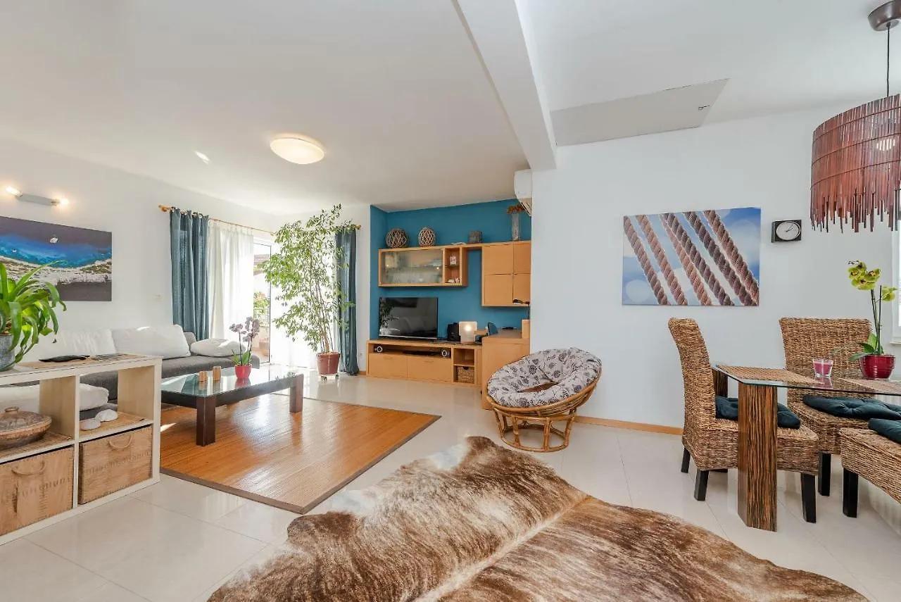 Romantic Oasis Apartments Zadar