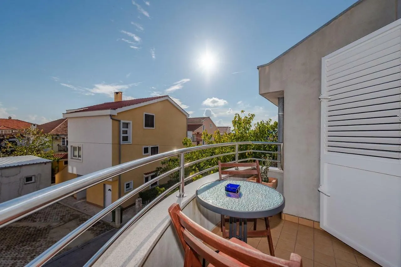 Romantic Oasis Apartments Zadar