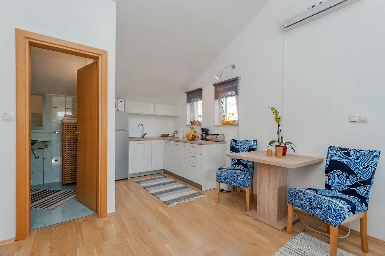 Romantic Oasis Apartments Zadar