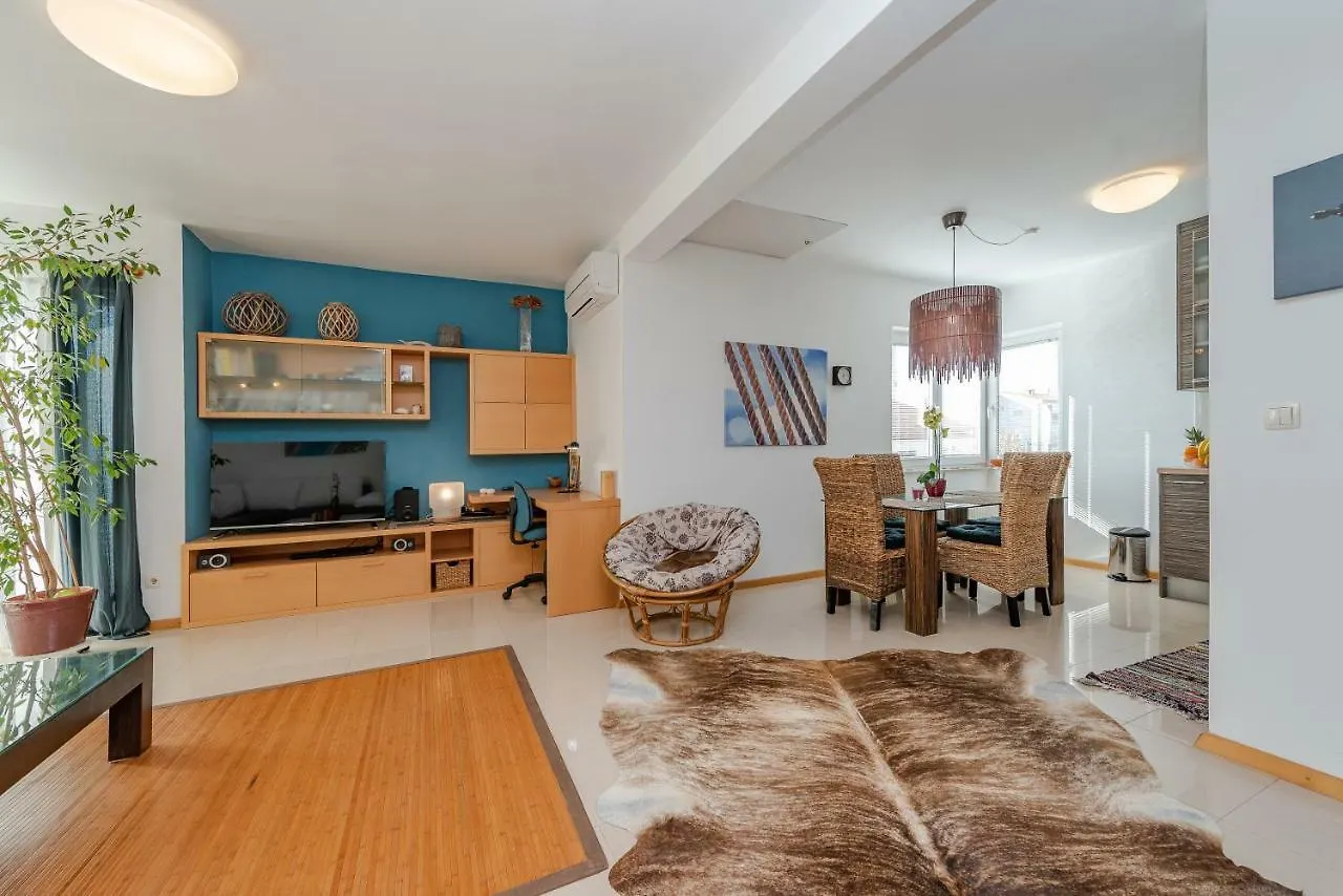 Romantic Oasis Apartments Zadar