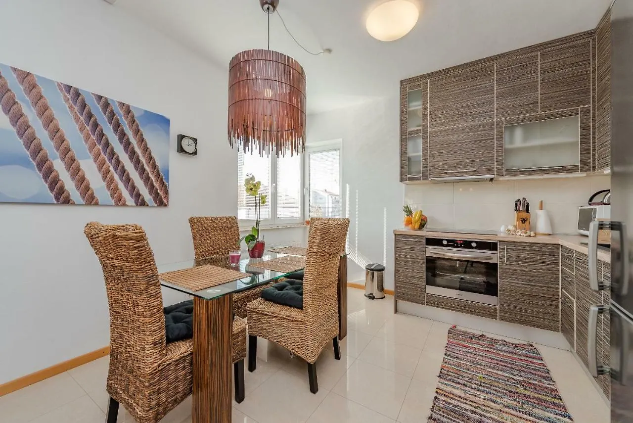 Romantic Oasis Apartments Zadar 0*,