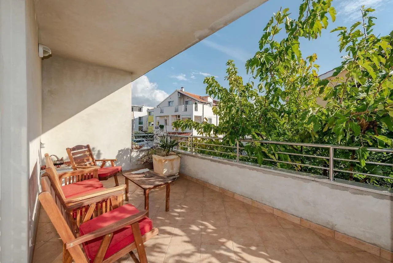 Romantic Oasis Apartments Zadar